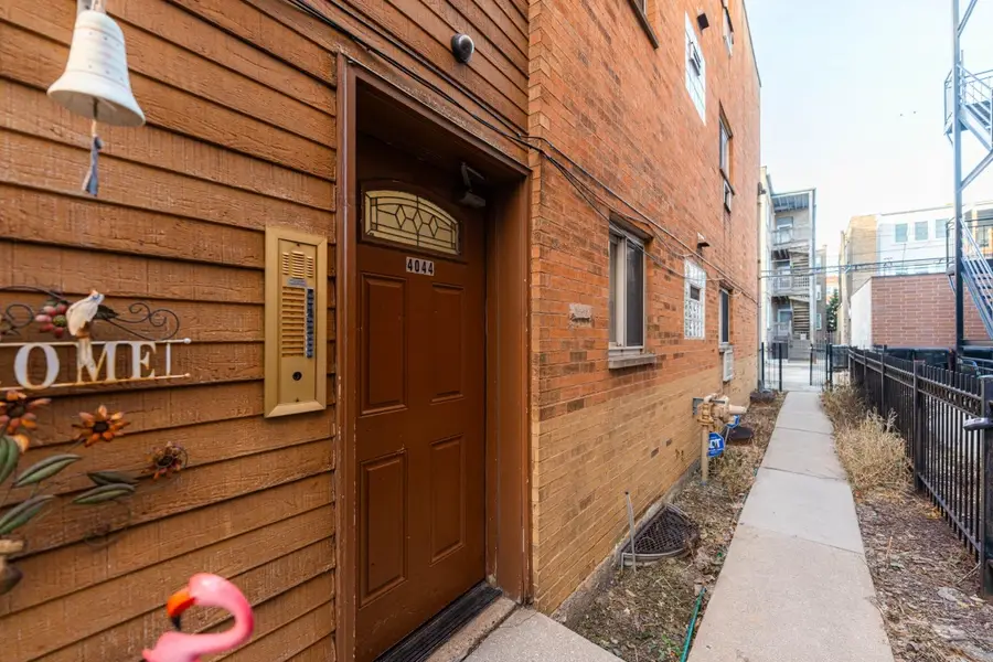 4044 N California Avenue #103, Chicago, IL 60618 - Image #2