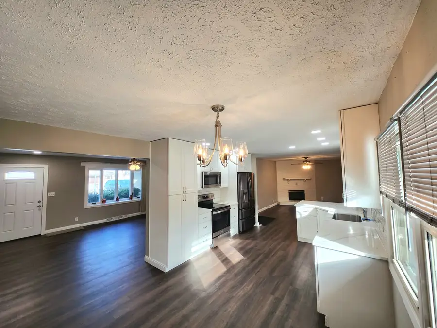 10227 Blazer Court, Machesney Park, IL 61115 - Image #3