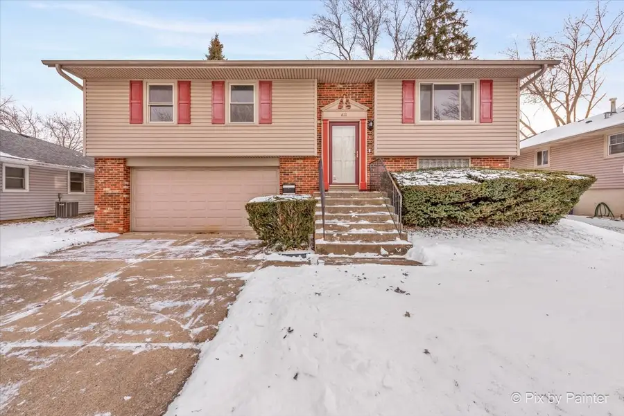 411 Krause Avenue, Streamwood, IL 60107 - Image #2