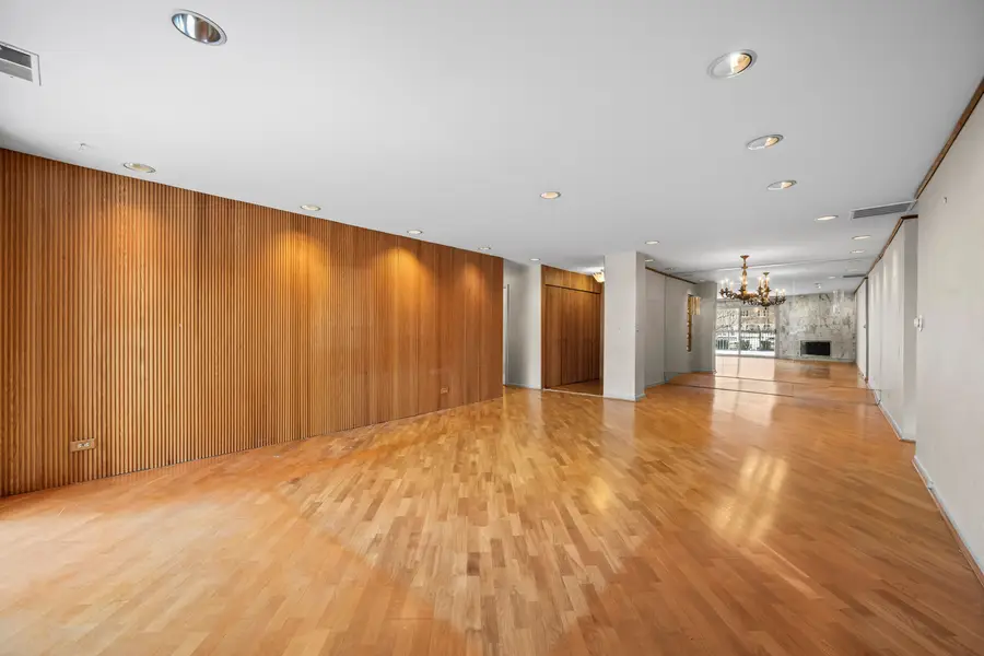 1280 Rudolph Road #1F, Northbrook, IL 60062 - Image #3