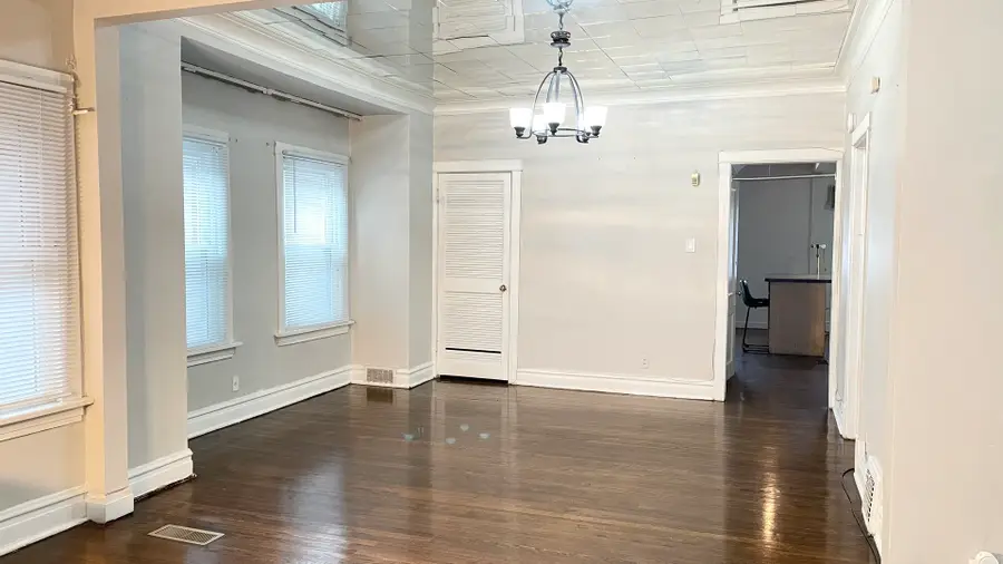 1318 N Menard Avenue, Chicago, IL 60651 - Image #3