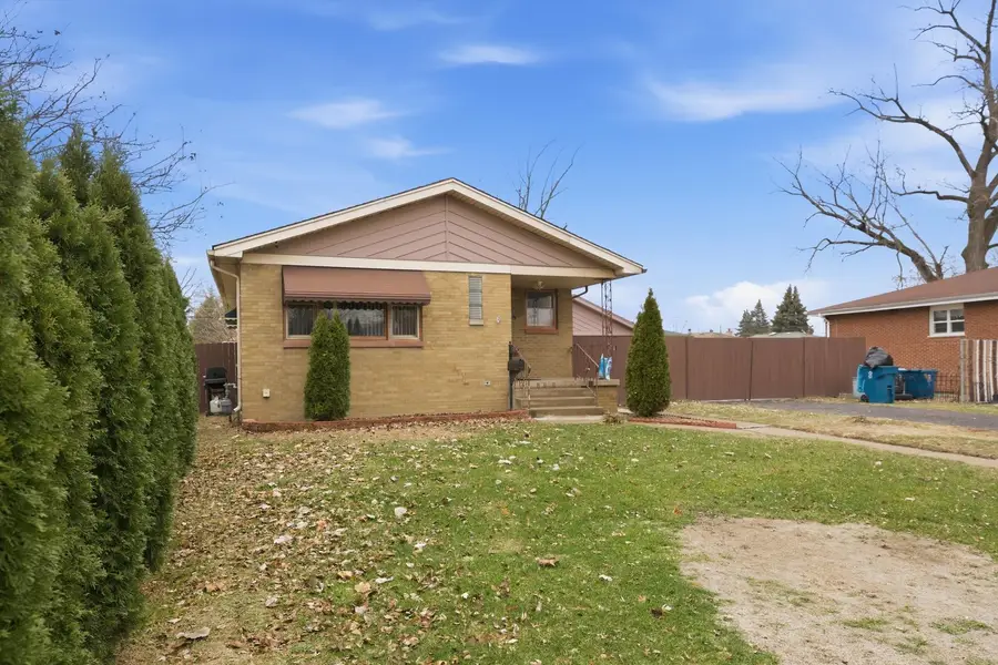 866 Greenbay Avenue, Calumet City, IL 60409 - Image #2