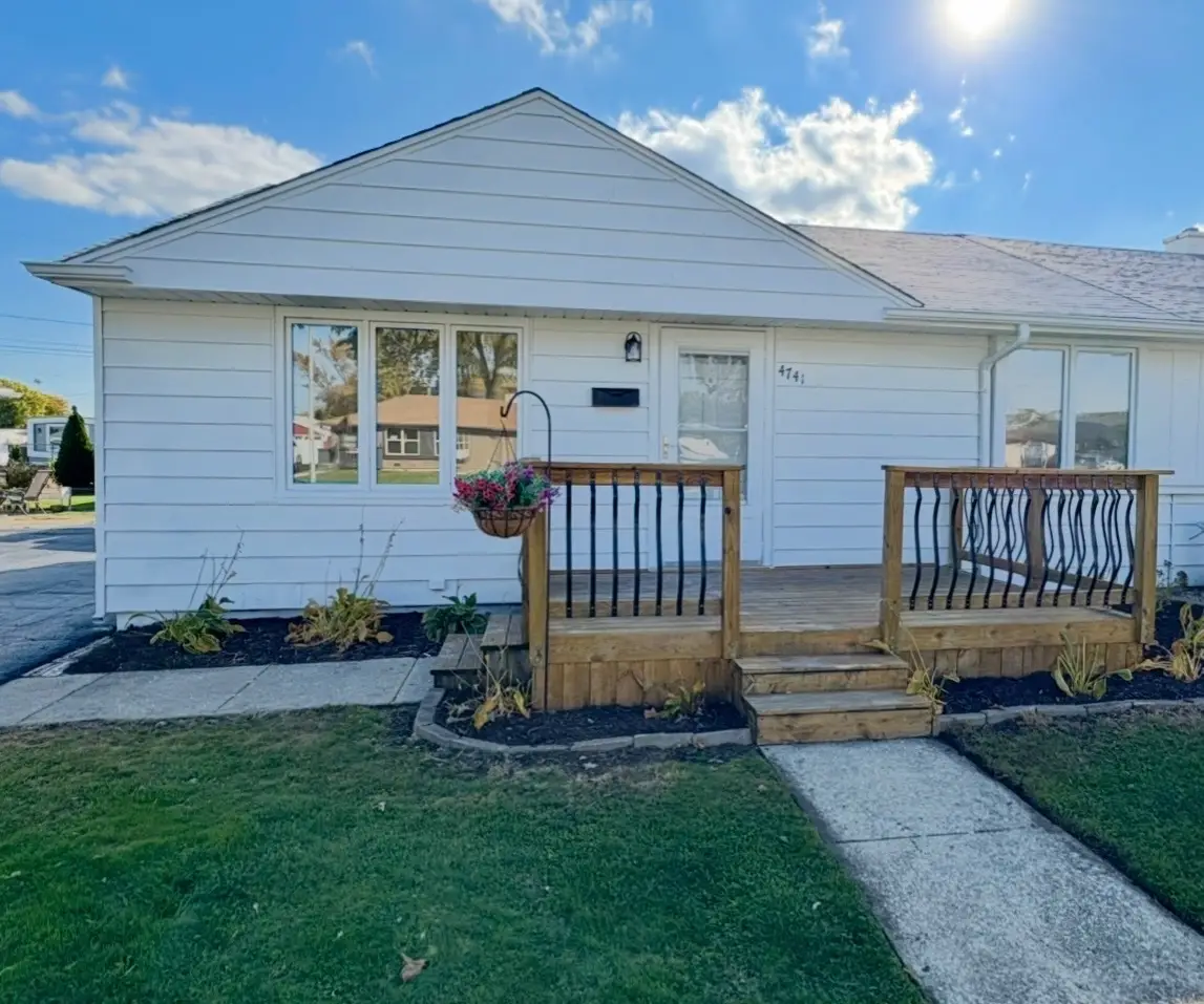 4741 W 89th Place, Hometown, IL 60456 - Image #1