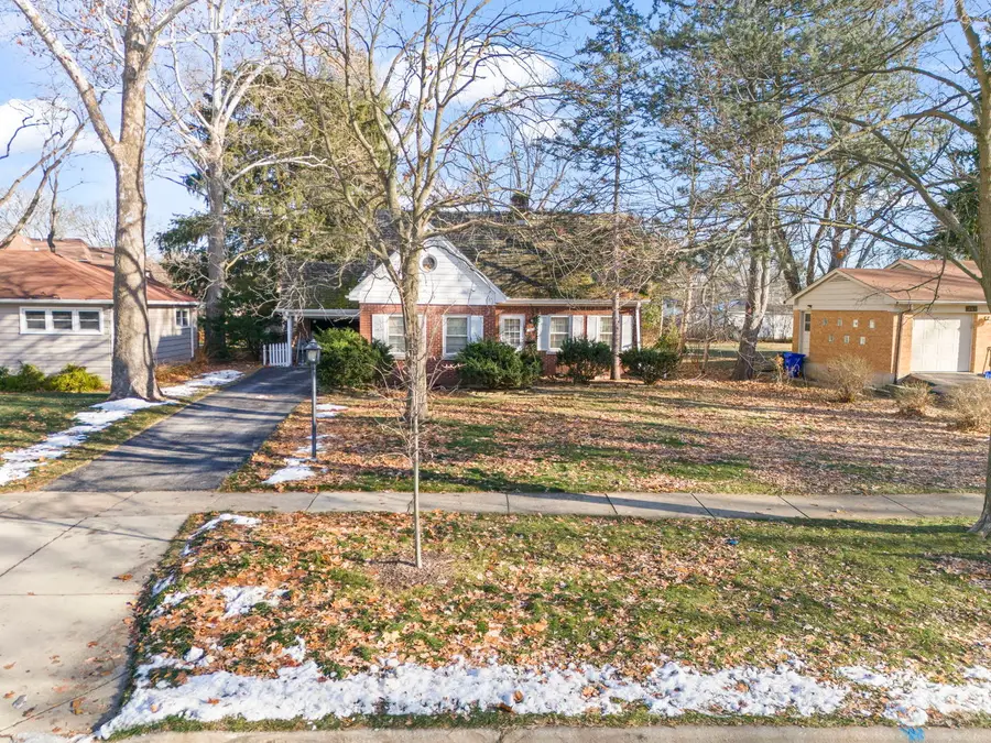 345 Woodstock Avenue, Glen Ellyn, IL 60137 - Image #3