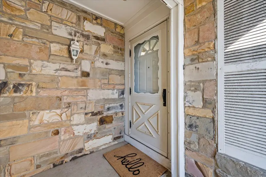 1150 Thompson Boulevard, Buffalo Grove, IL 60089 - #2