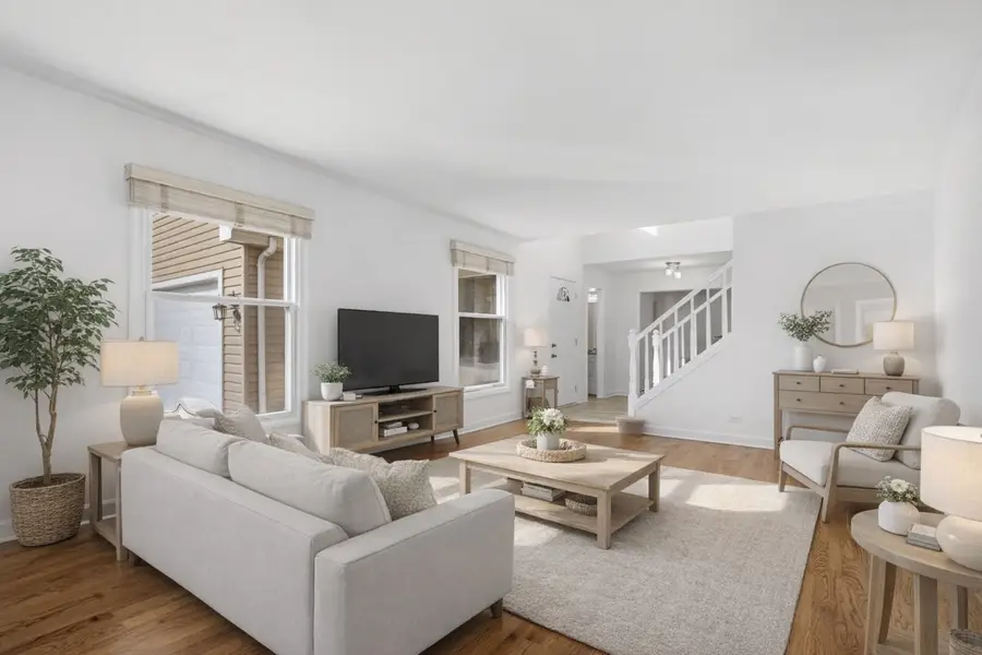 1150 Thompson Boulevard, Buffalo Grove, IL 60089 - #3