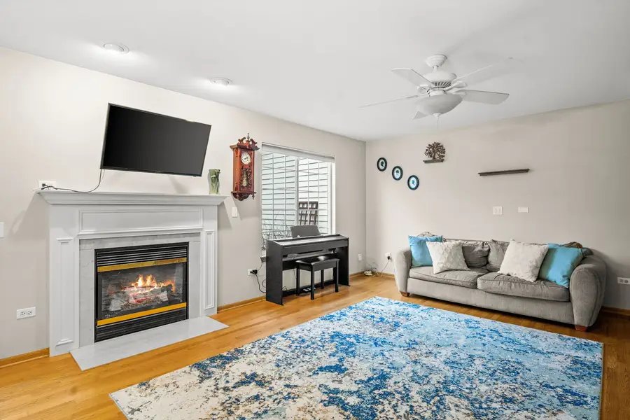 352 Normandie Drive, Sugar Grove, IL 60554 - Image #3