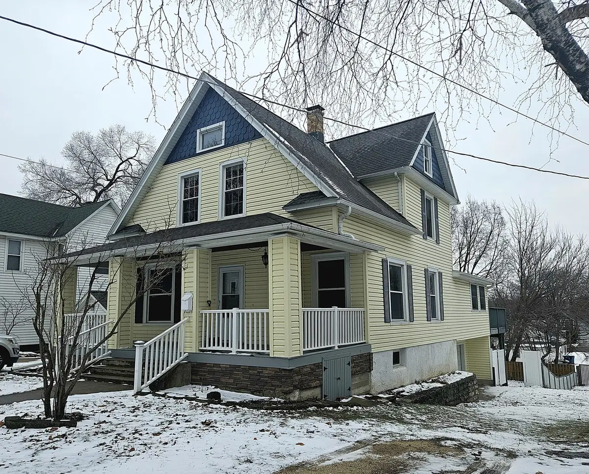 916 S Hennepin Avenue, Dixon, IL 61021 - Image #1