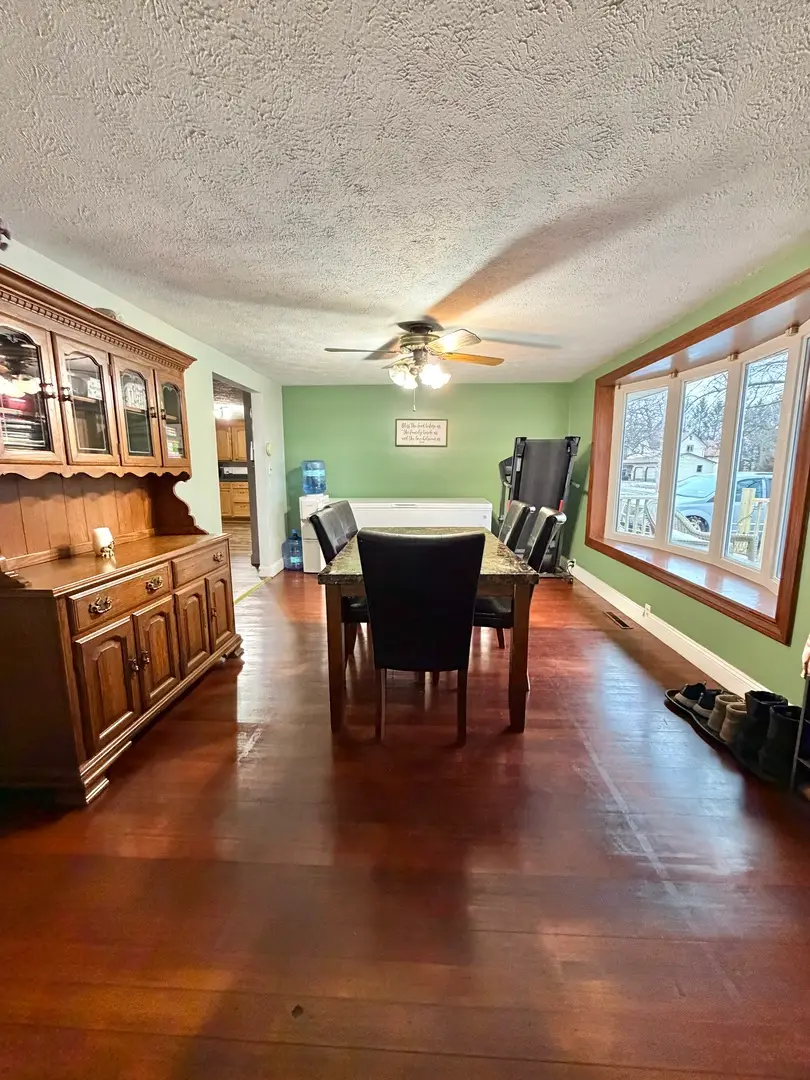 811 E Maple Street, Chatsworth, IL 60921 - Image #2