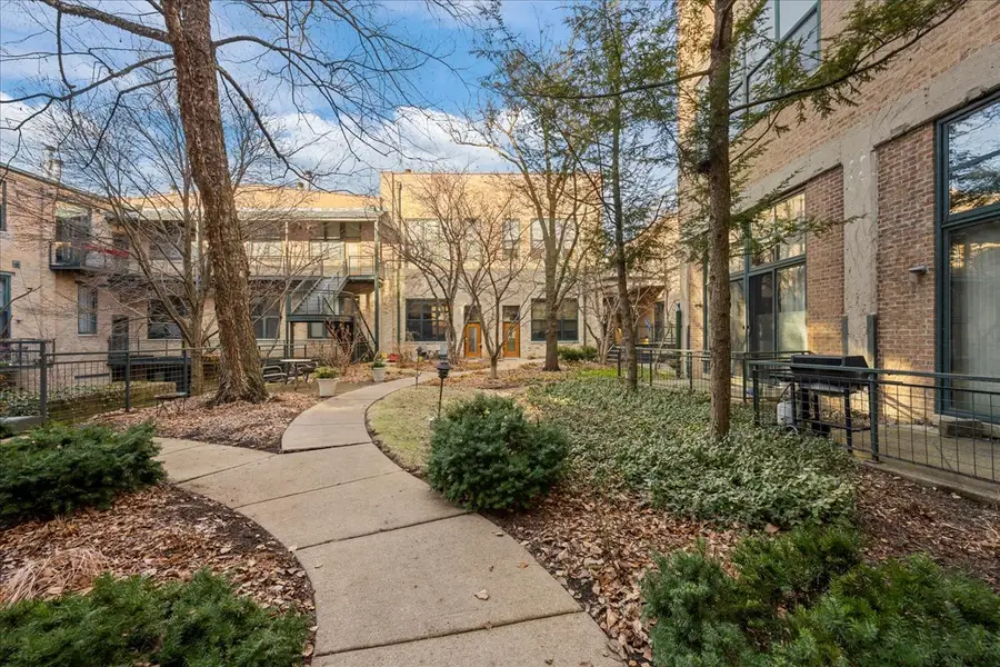 601 Linden Place #119, Evanston, IL 60202 - Image #2