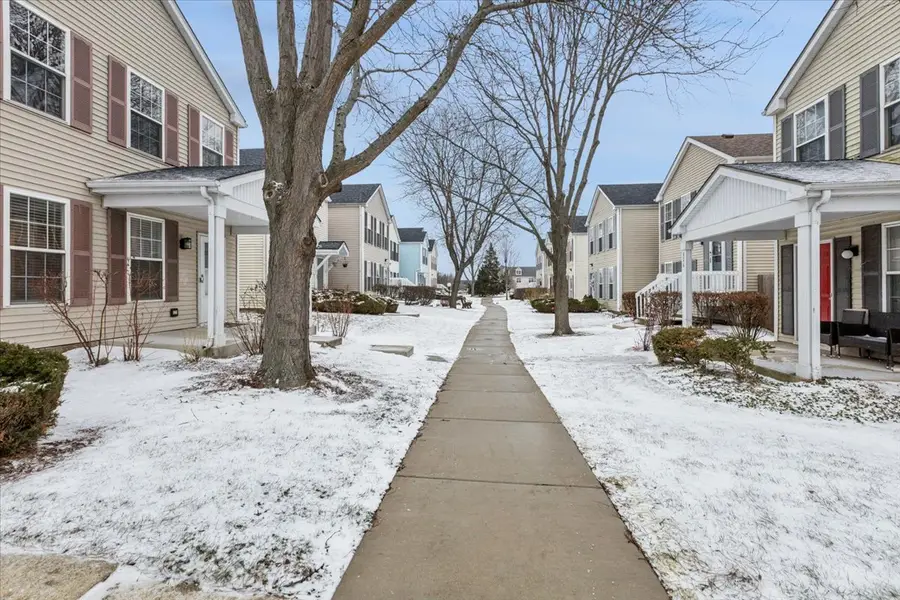 780 Symphony Drive #780, Aurora, IL 60504 - #3