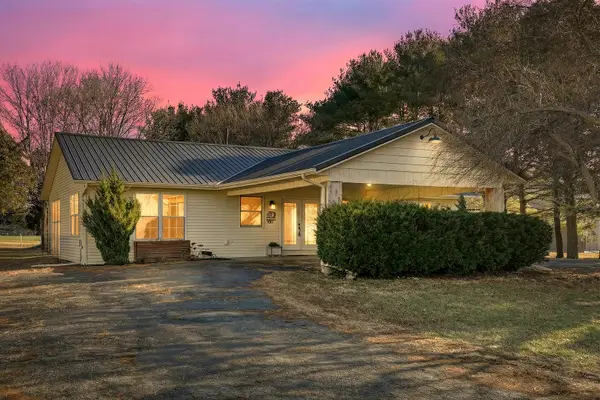 1408 N Us Highway 251, Lostant, IL 61334