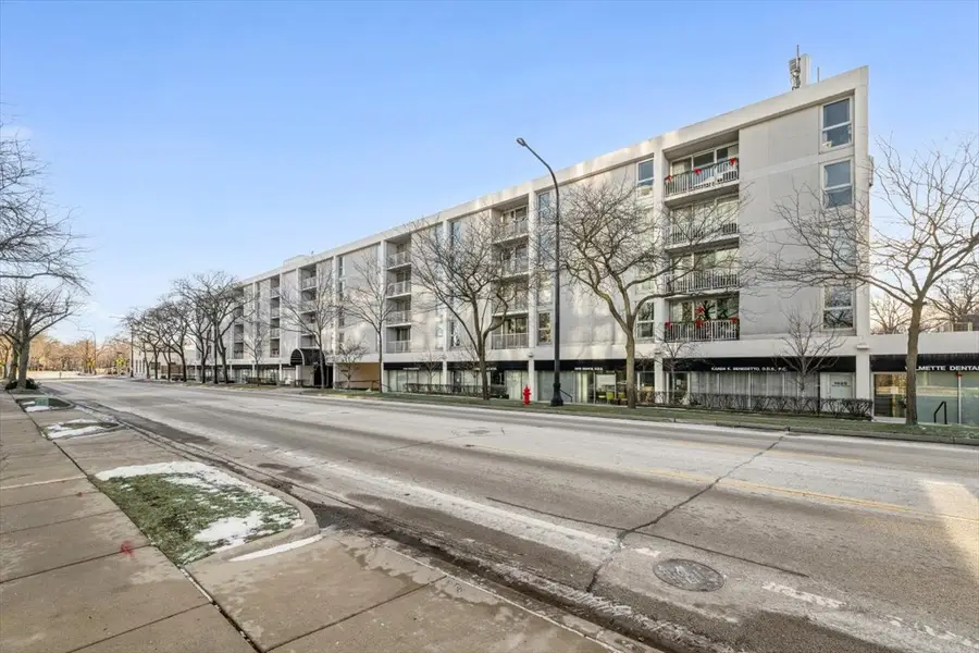 1625 Sheridan Road #312, Wilmette, IL 60091 - Image #2