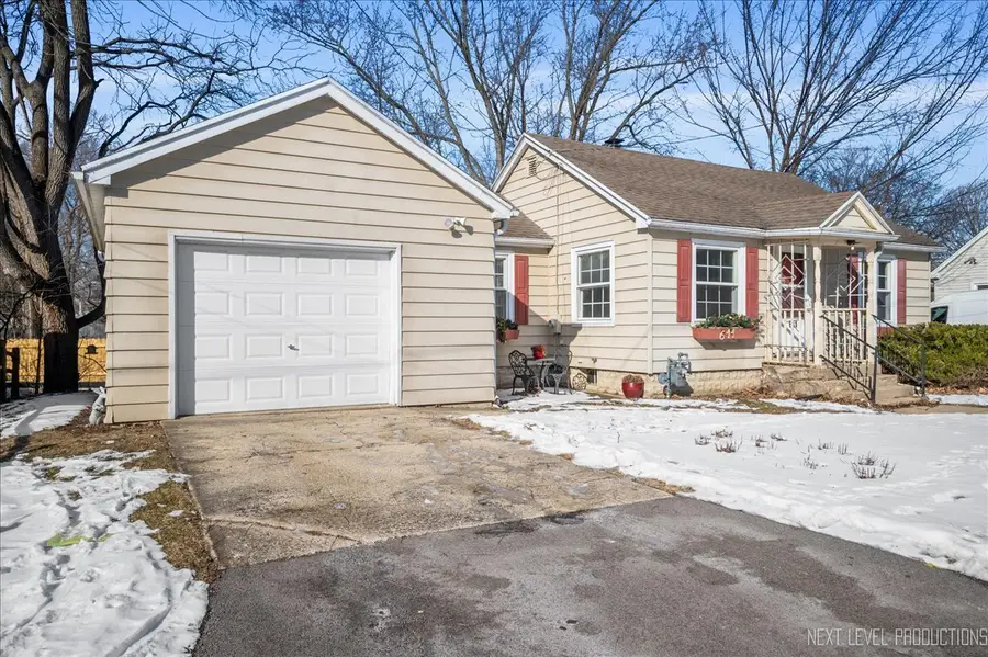 611 Carlson Street, Sycamore, IL 60178 - Image #3