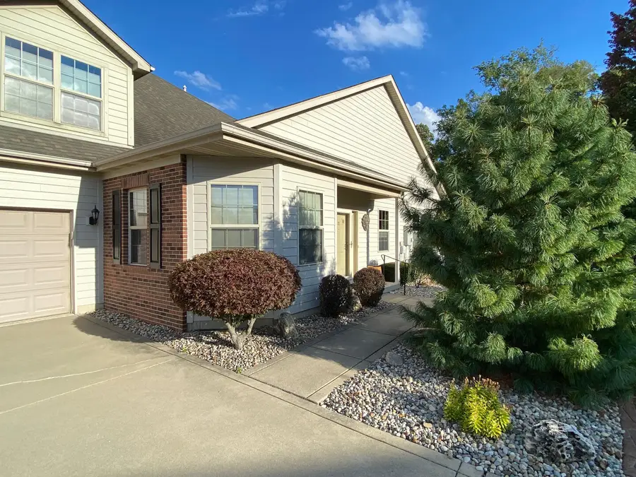 2804 Beauty Creek Run, Valparaiso, IN 46385 - #2