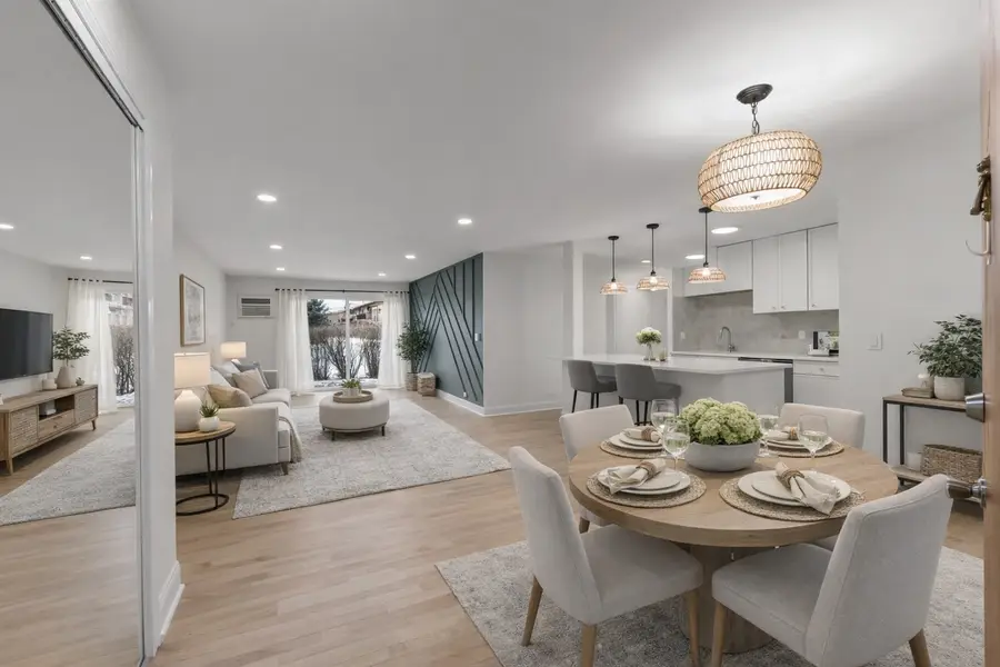 840 E Old Willow Road #116, Prospect Heights, IL 60070 - Image #2