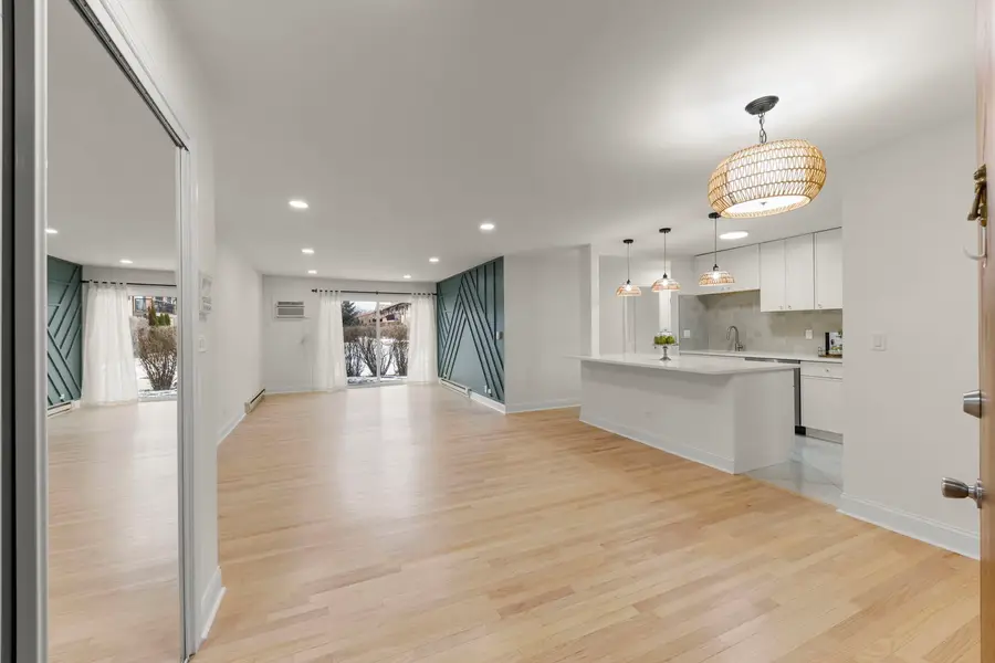 840 E Old Willow Road #116, Prospect Heights, IL 60070 - Image #3