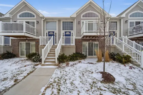 7214 Farmstead Lane, Hanover Park, IL 60133