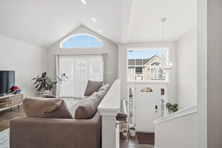 7214 Farmstead Lane, Hanover Park, IL 60133 - Image #3