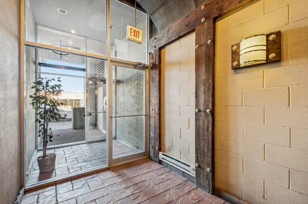 2356 N Elston Avenue #205, Chicago, IL 60614