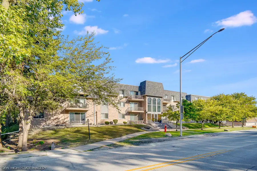 18855 Burnham Avenue #234, Lansing, IL 60438 - Image #2