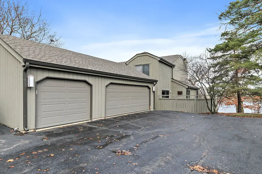 225 Shoreline Road, Lake Barrington, IL 60010 - Image #3
