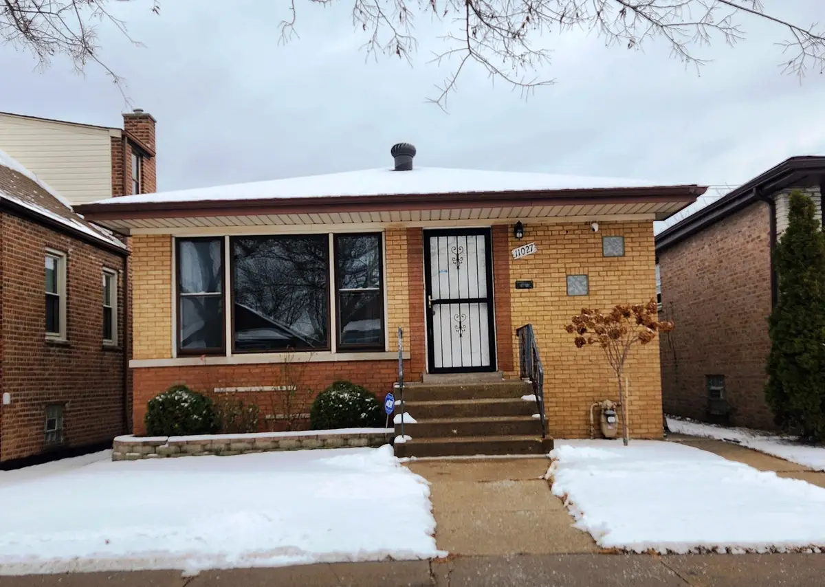 11027 S Avenue M, Chicago, IL 60617 - #1