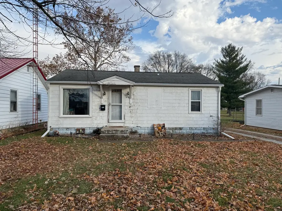 612 S Church Street, Gibson City, IL 60936 - Image #2