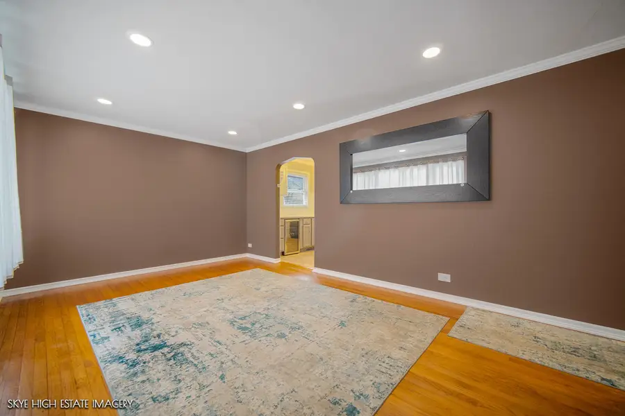 11326 S Nashville Avenue, Worth, IL 60482 - Image #2