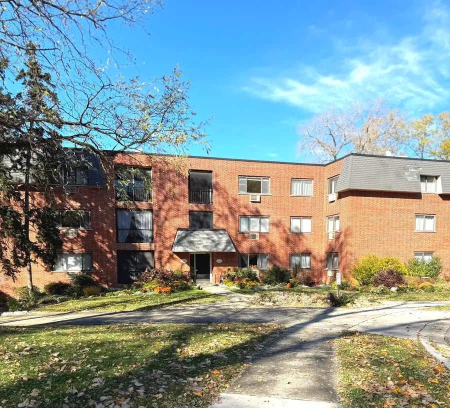 230 Duane Street #3A, Glen Ellyn, IL 60137 - Image #2