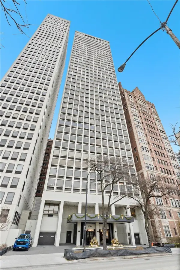 1110 N Lake Shore Drive #31N, Chicago, IL 60611