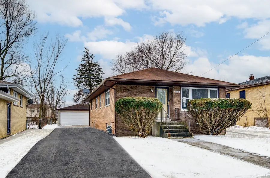 2223 W 156th Place, Markham, IL 60426 - Image #2