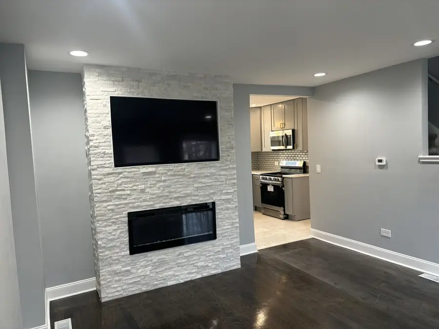 2049 E 93rd Street, Chicago, IL 60617 - #3