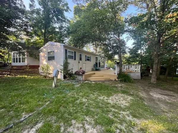 2795 28th Lot 856 Road, Seneca, IL 61360