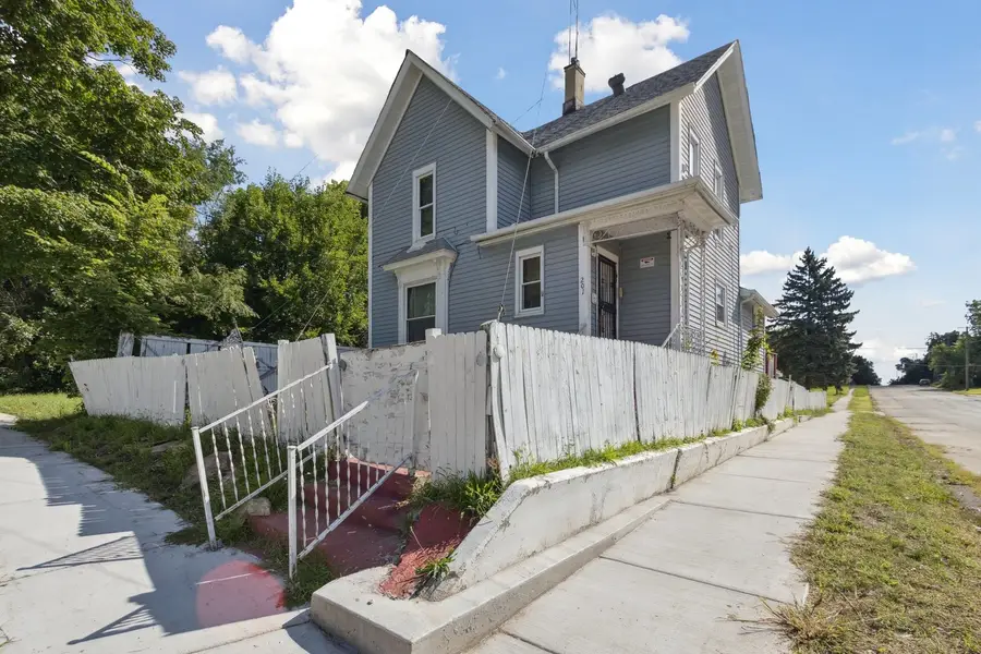 201 N Hinkley Avenue, Rockford, IL 61101 - Image #3