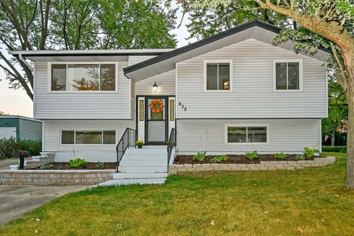 632 Grace Lane, Schaumburg, IL 60193 - Image #1