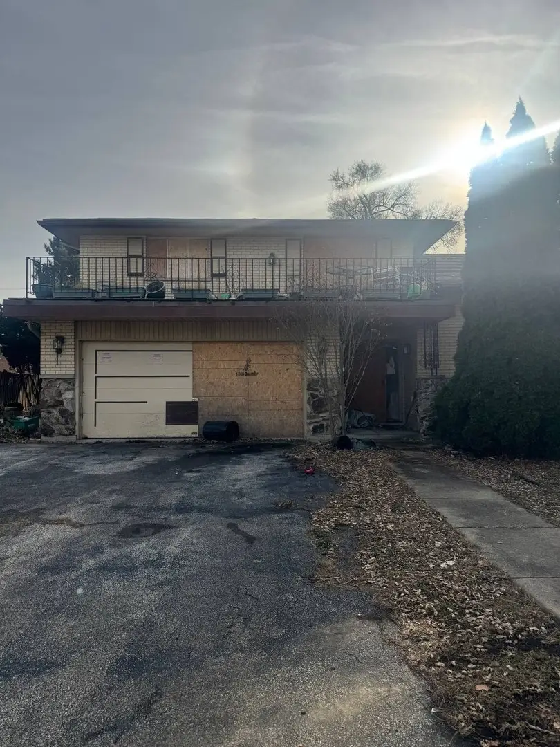 5727 W 82nd Street, Burbank, IL 60459 - Image #1