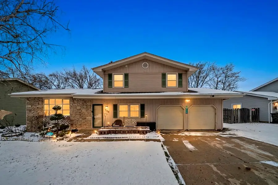 540 N Beck Road, Lindenhurst, IL 60046 - Image #2