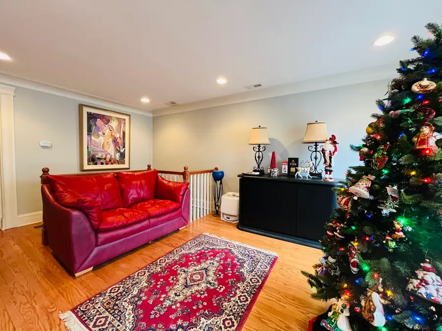 Address Withheld By Seller, Norridge, IL 60706 - Image #2