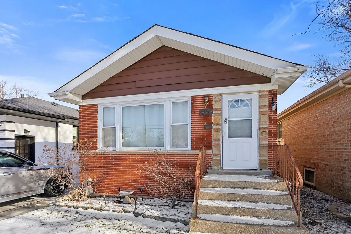 10829 S Rockwell Street, Chicago, IL 60655 - Image #1