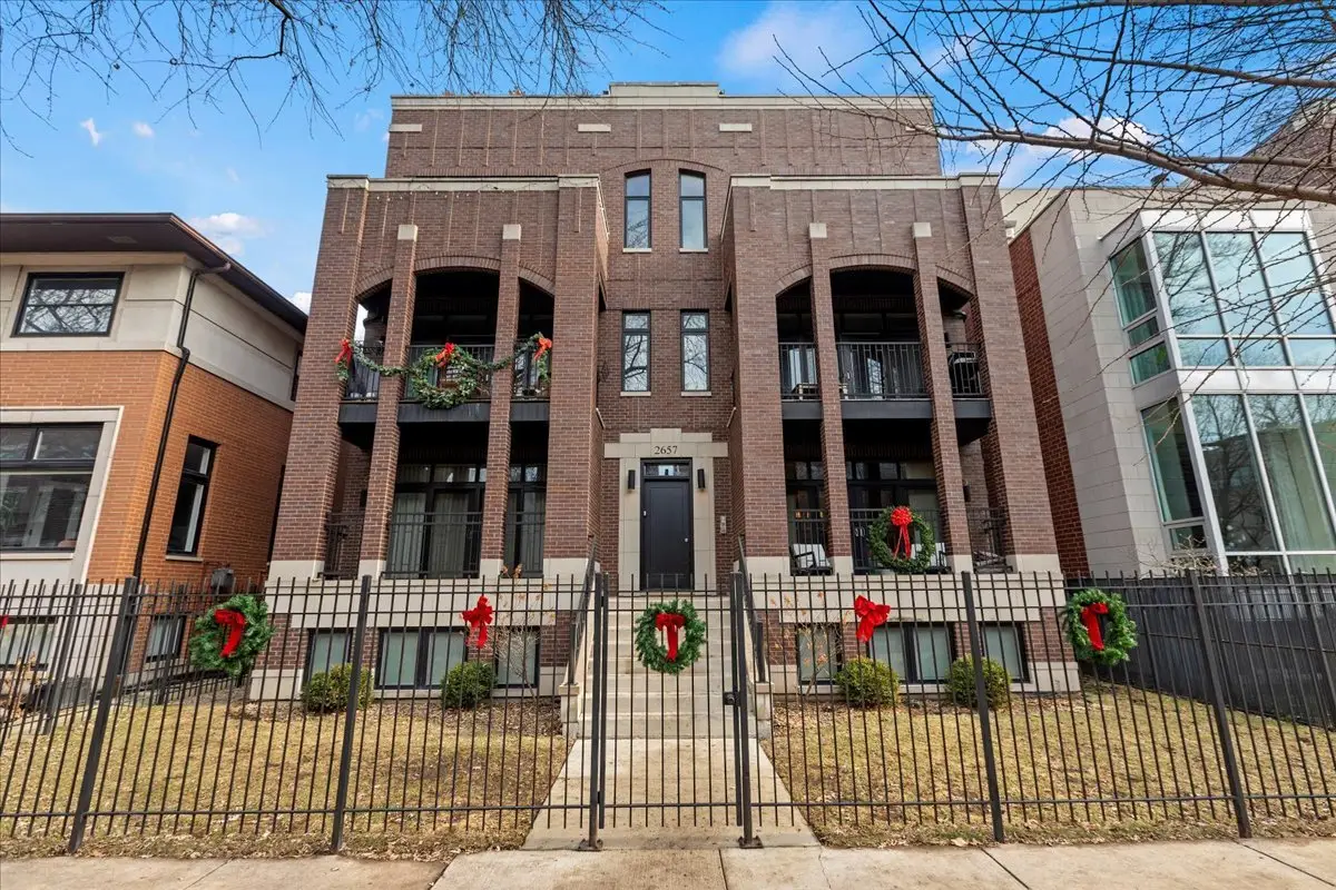 2657 N Bosworth Avenue #3S, Chicago, IL 60613 - Image #1
