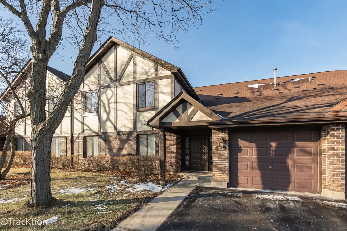 1014 Lakeland Court #2a, Wheeling, IL 60090 - Image #1