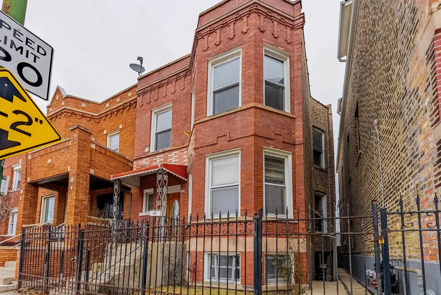3103 N Kedzie Avenue, Chicago, IL 60618 - Image #2