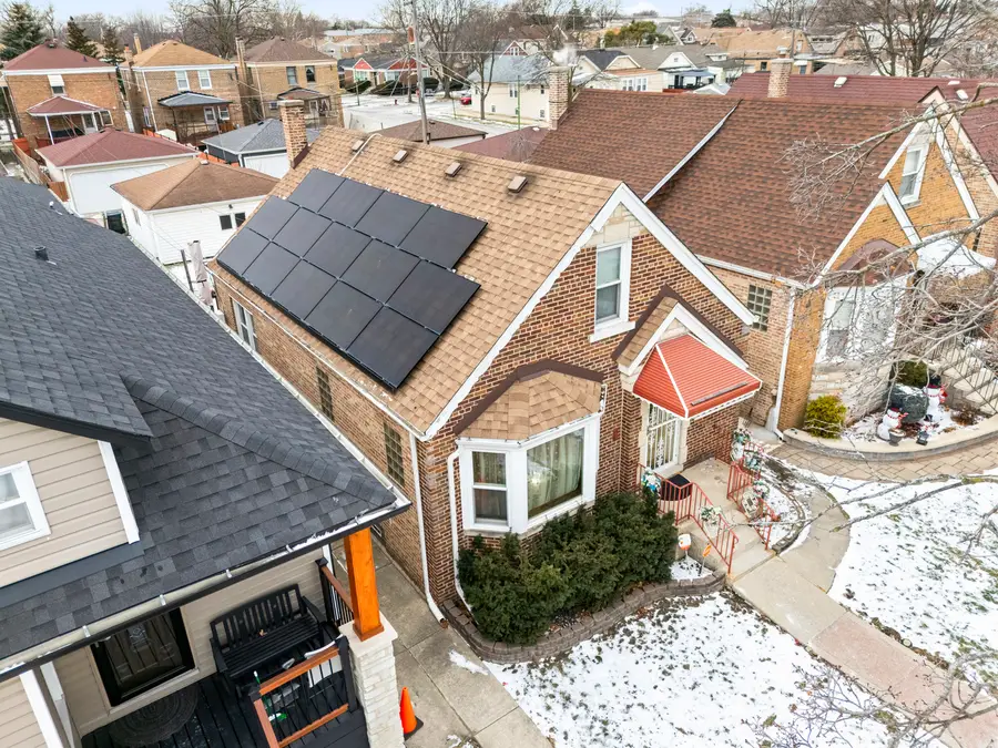 3050 N Nagle Avenue, Chicago, IL 60634 - Image #2