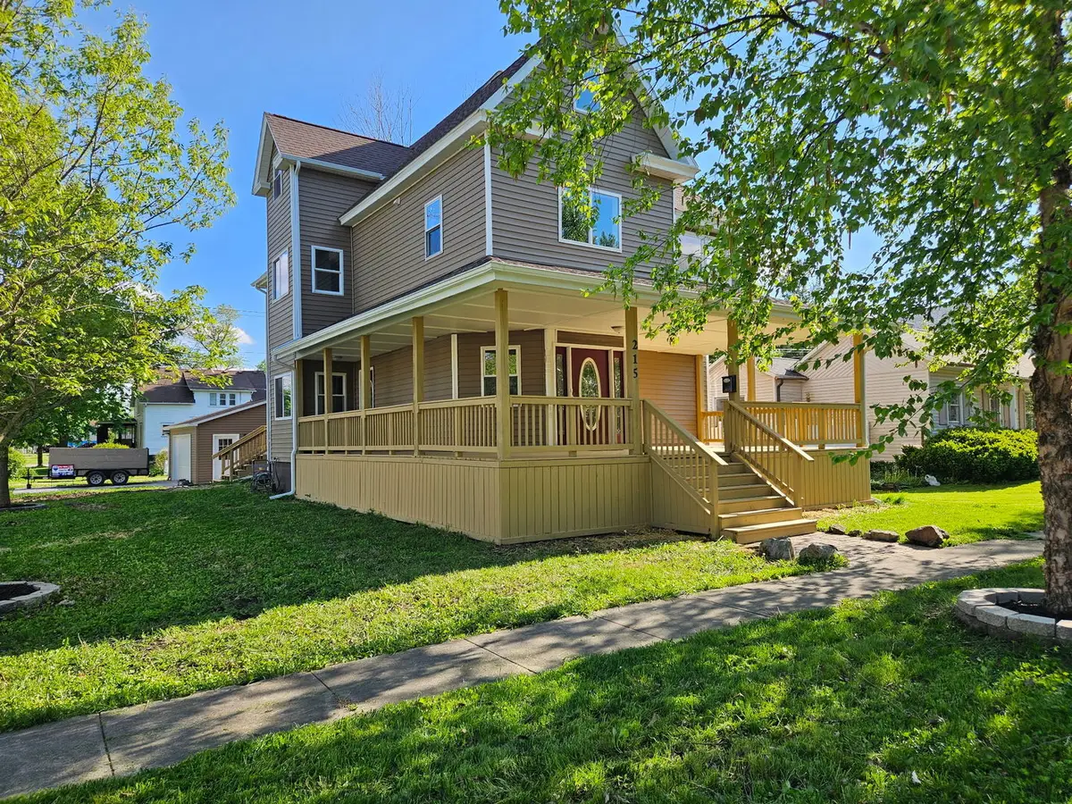 215 E Sale Street, Tuscola, IL 61953 - Image #1