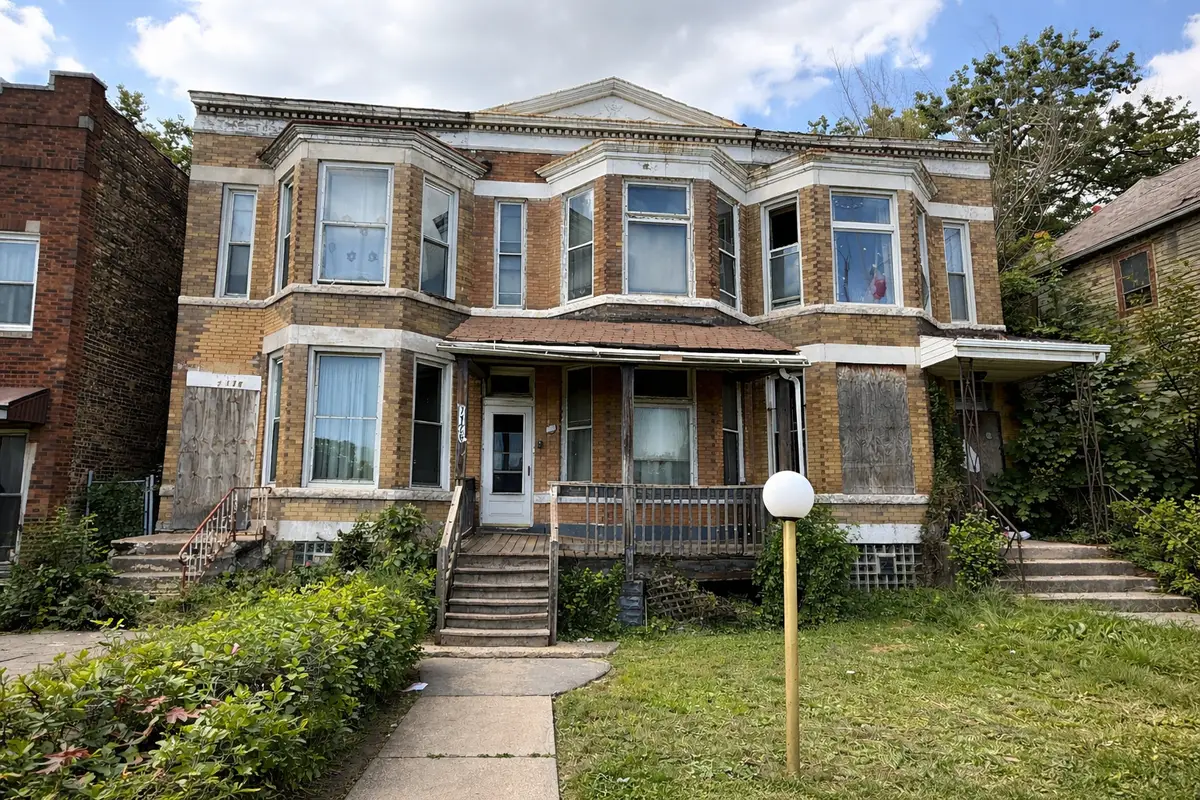 7126 S Lafayette Avenue, Chicago, IL 60621 - Image #1
