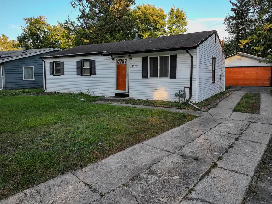 15315 Cherry Lane, Markham, IL 60428 - Image #2