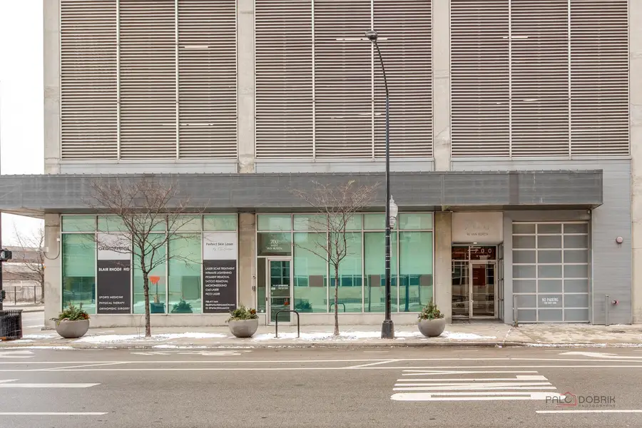 700 W Van Buren Street #1402, Chicago, IL 60607 - Image #2