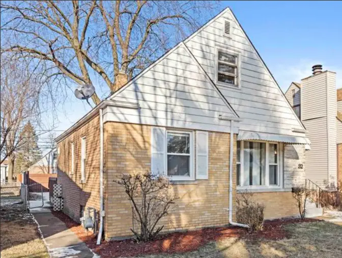 32 166th Place, Calumet City, IL 60409 - Image #1