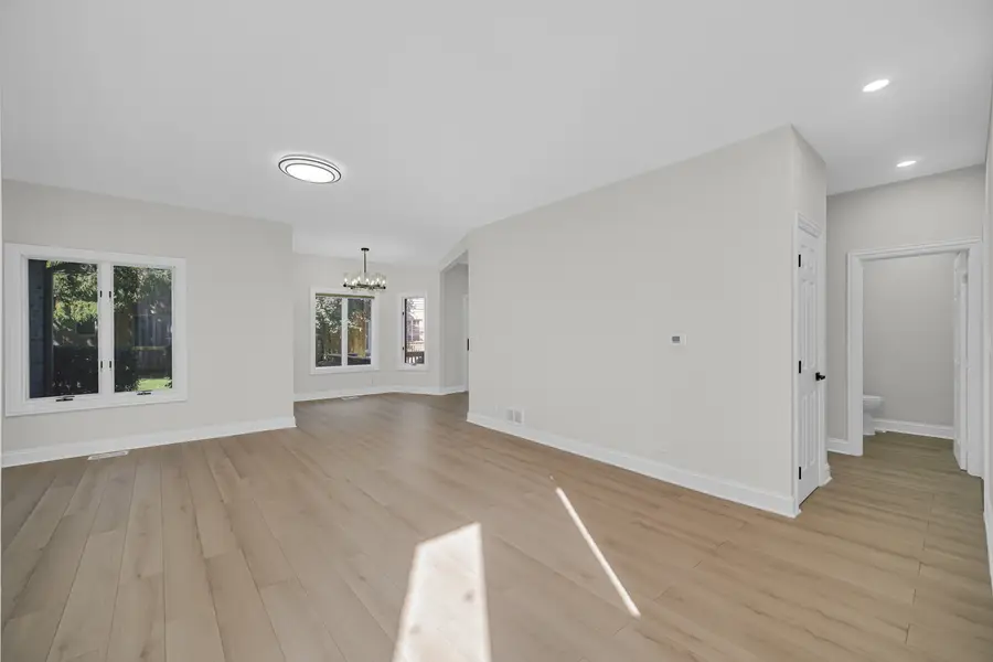 424 Ashbury Drive, Hinsdale, IL 60521 - Image #3